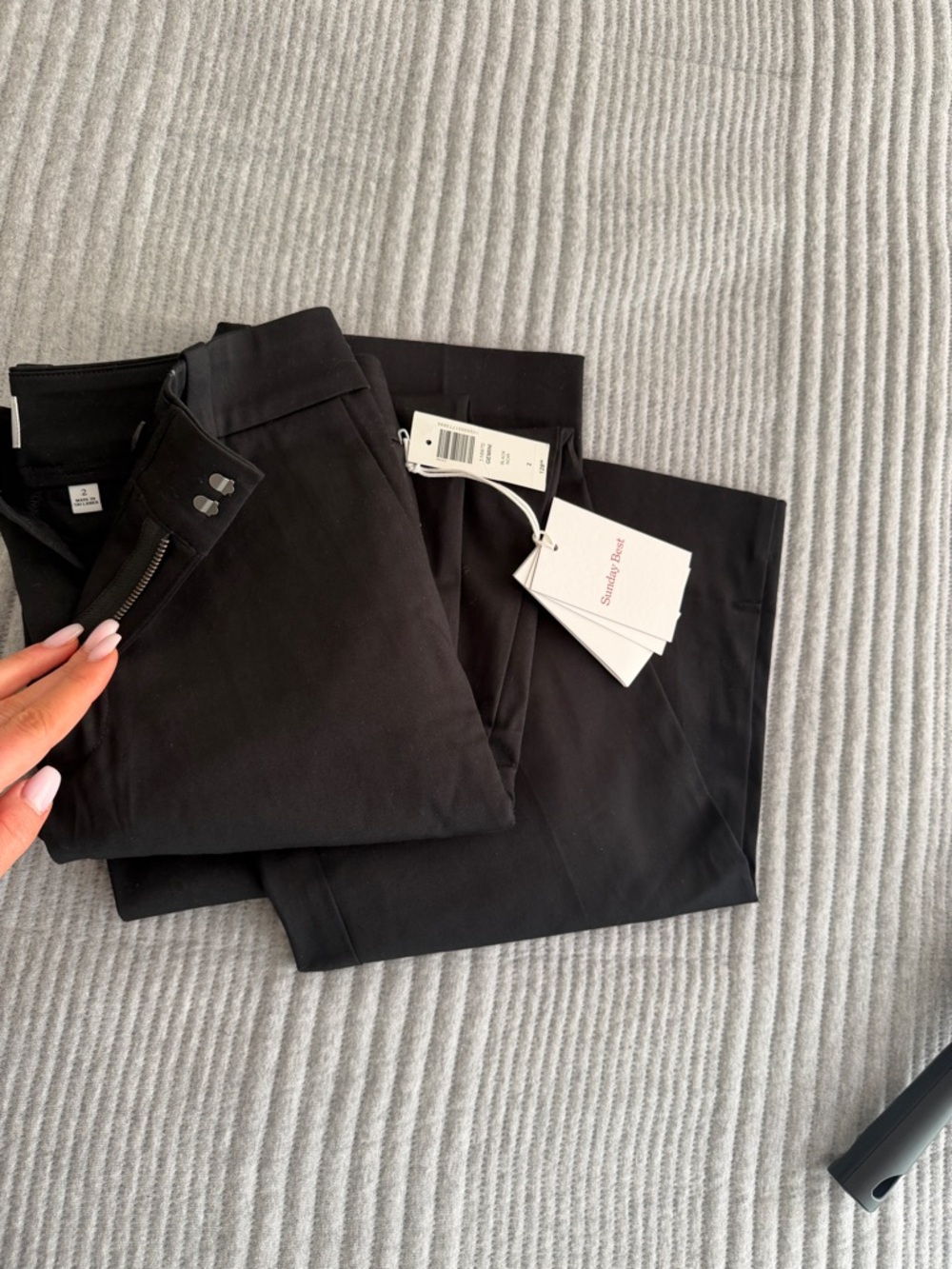 Slim Fit Black ARITZIA trousers